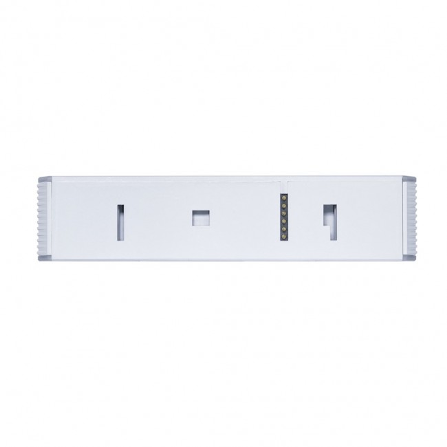 White wireless Lian Li UNI FAN 3-pack fan, 120mm