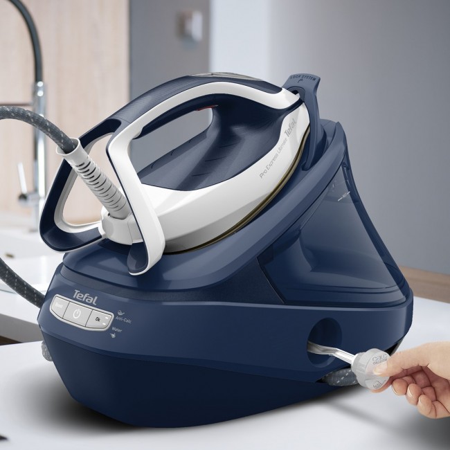Tefal Pro Express Ultimate II GV9720 1.2 L Durilium Airglide Autoclean Ultra Thin soleplate Blue, White Tefal Pro Express Ultimate II GV9720 1.2 L Durilium Airglide Autoclean Ultra Thin soleplate Blue, White