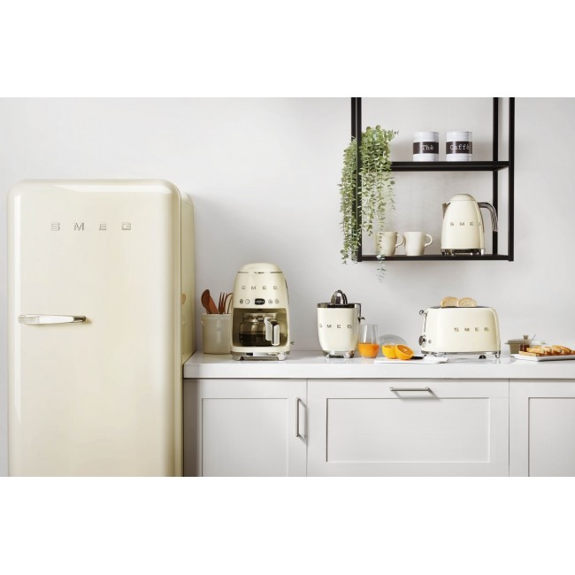 Smeg 50's Style Drip Filter Coffee Machine DCF02CREU Cream 1,4 l