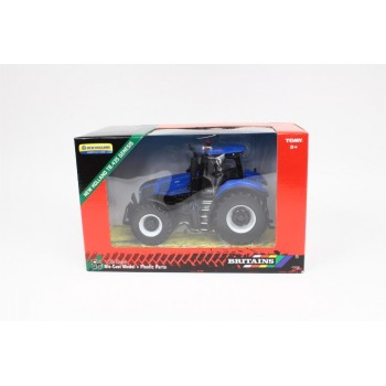 TOMY Britains New Holland T8.435 Genesis 43339 tractor model