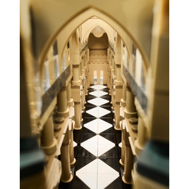 LEGO ARCHITECTURE 21061 Notre-Dame de Paris