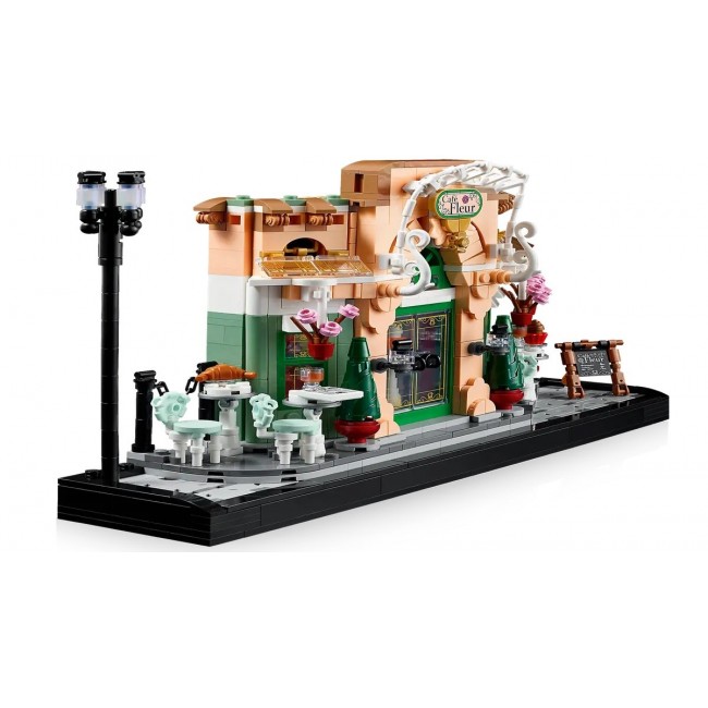 LEGO ICONS 10362 French Caf 