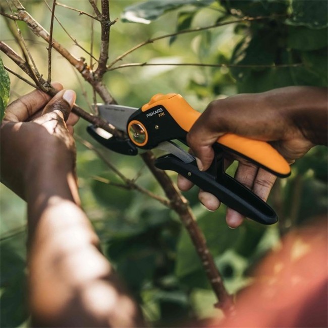Fiskars Plus PowerLever pruning shears Anvil Black, Orange Fiskars Plus PowerLever pruning shears Anvil Black, Orange