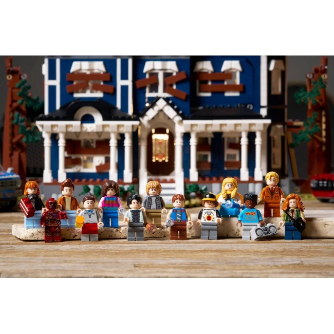 LEGO ICONS 11370 Stranger Things: The Creel House