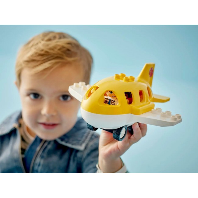 LEGO DUPLO 10443 First Time at the Airport