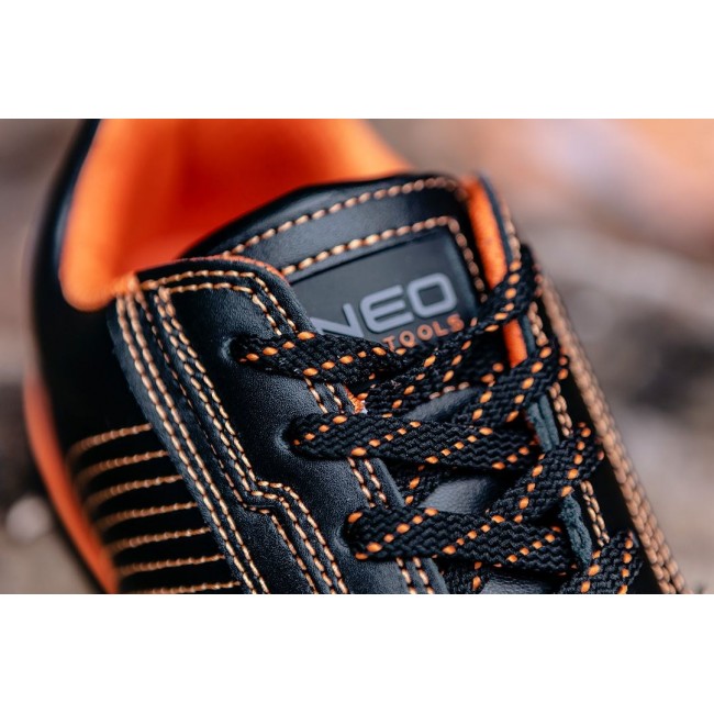 NEO tools 82-106 safety footwear