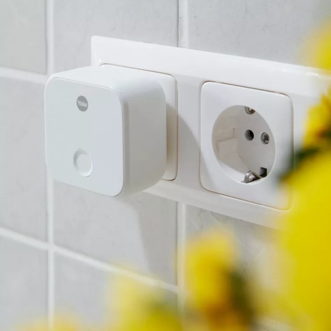 Yale ConnectX Wi-Fi Bridge White Yale ConnectX Wi-Fi Bridge White