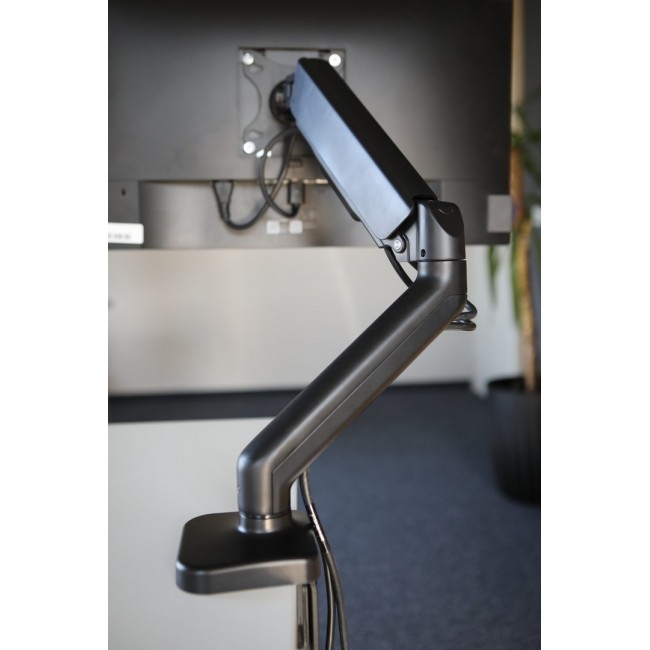 SAVIO UM-01 Desk Mount for Monitor 17 SAVIO UM-01 Desk Mount for Monitor 17