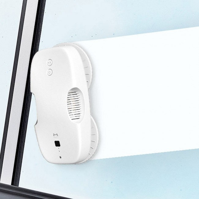 Hutt DDC55 robotic window cleaner