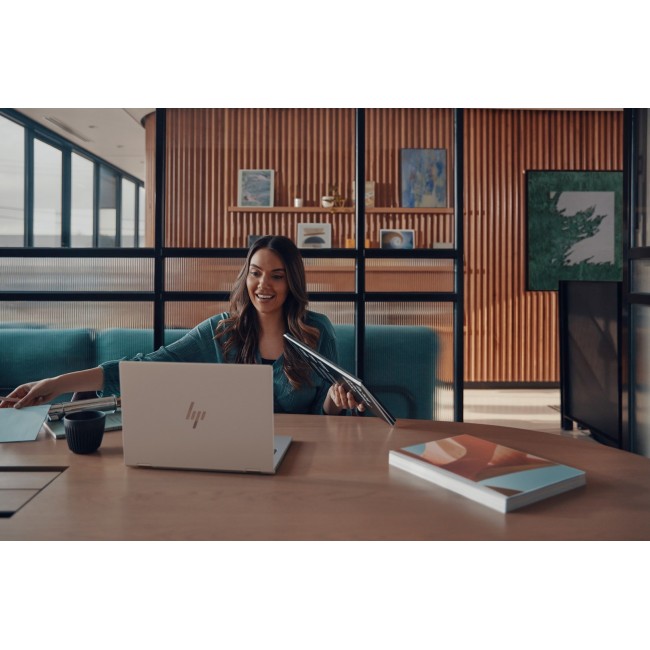 HP EliteBook 1040 G11 Intel Core Ultra 7 155H Laptop 35.6 cm (14