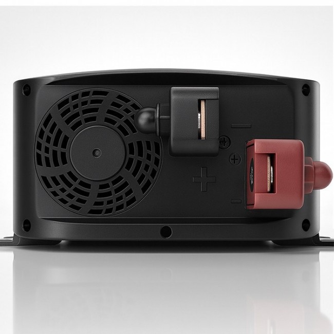 Qoltec Intelligent Professional Monolith Battery Charger for LiFePO4 AGM GEL SLA batteries | 30A | 12V