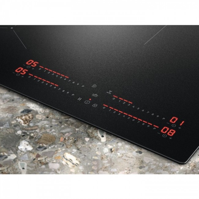 Electrolux Serie 700 EIS82453IZ Black Built-in 80 cm Zone induction hob 4 zone(s)