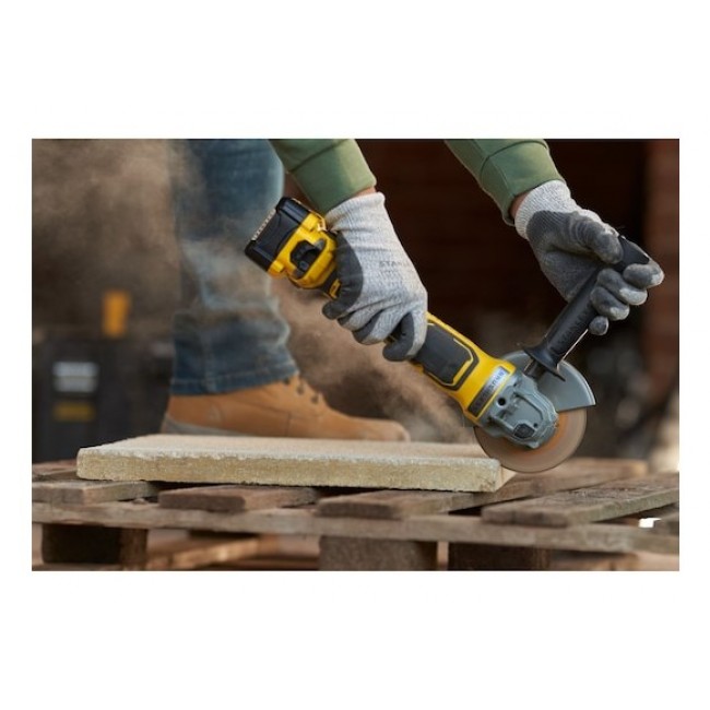 Stanley SFMCG700M2K-QW angle grinder 12.5 cm 8000 RPM 875 W 2 kg