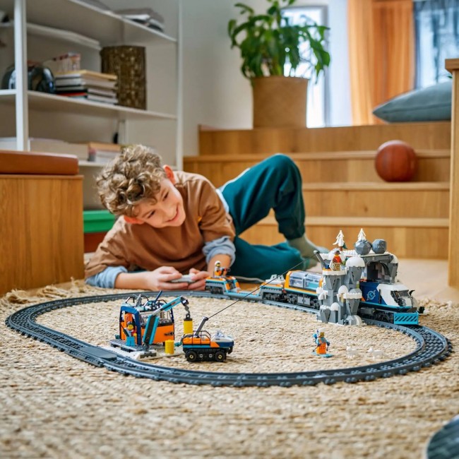 LEGO CITY 60470 Explorers Artic Polar Express Train LEGO CITY 60470 Explorers Artic Polar Express Train