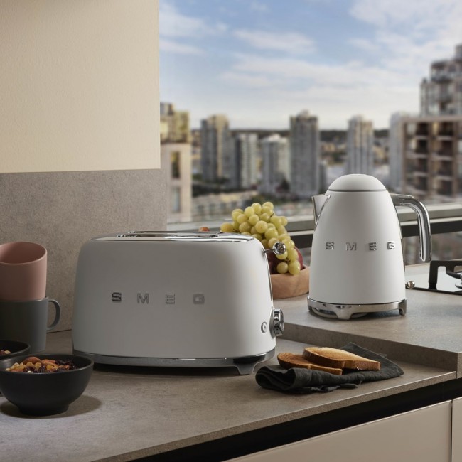 Smeg 50's Style Kettles KLF03WHMEU White