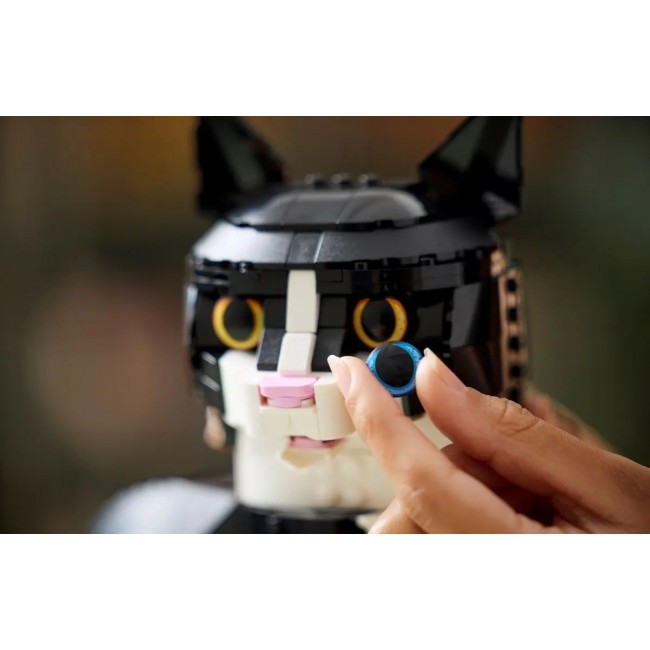 LEGO IDEAS 21349 Tuxedo Cat LEGO IDEAS 21349 Tuxedo Cat