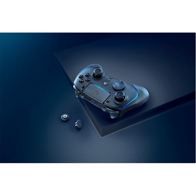 Razer Wolverine V2 Pro Black Gamepad Analogue / Digital PC, PlayStation 5