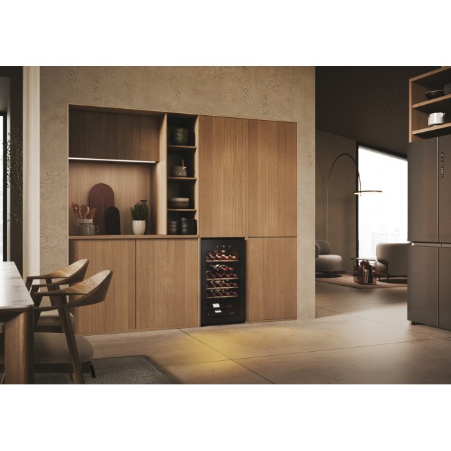 Haier Wine Bank 50 Serie 3 HWS34GGH1 Compressor wine cooler Freestanding Black 34 bottle(s)