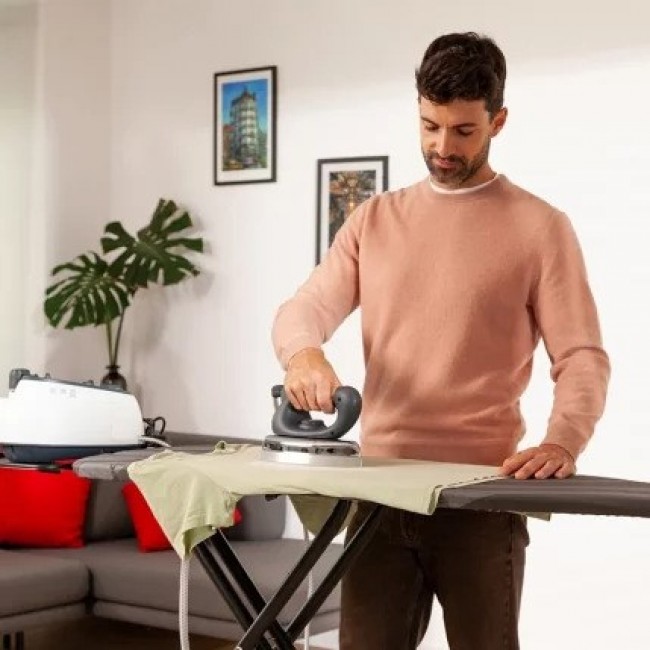 ViledaTotal Reflect Ultimate Plus M ironing board ViledaTotal Reflect Ultimate Plus M ironing board
