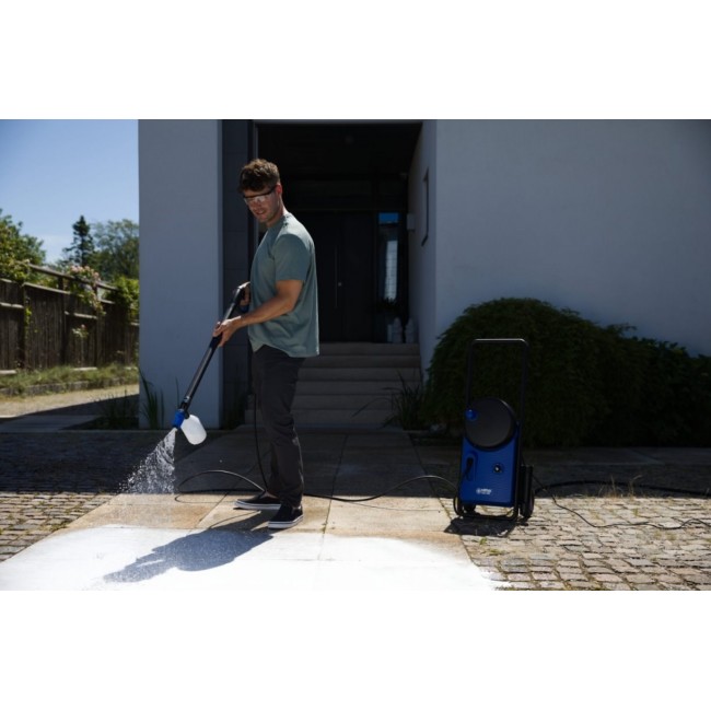 Nilfisk Core 140-8 PowerControl In-Hand CAR WASH EU pressure washer Upright Electric 474 l/h 1800 W Blue Nilfisk Core 140-8 PowerControl In-Hand CAR WASH EU pressure washer Upright Electric 474 l/h 1800 W Blue