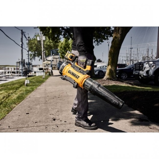 DeWALT DCMBL777N-XJ leaf blower 54 V 258 km/h