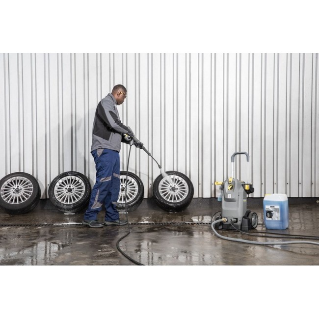 K rcher HD 6/15 M pressure washer Compact Electric 560 l/h 3100 W Grey K rcher HD 6/15 M pressure washer Compact Electric 560 l/h 3100 W Grey
