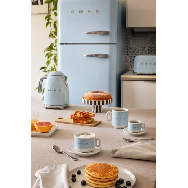 SMEG pastel blue kettle KLF03PBEU