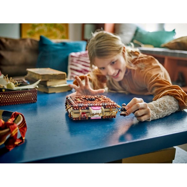 LEGO HARRY POTTER 76449 Chomping Monster Book of Monsters