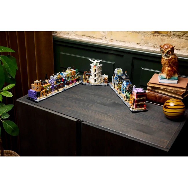 LEGO HARRY POTTER 76444 Diagon Alley Wizarding Shops LEGO HARRY POTTER 76444 Diagon Alley Wizarding Shops