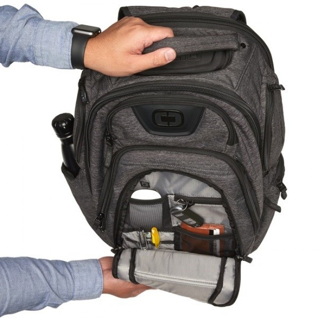 OGIO BACKPACK RENEGADE RSS BLACK PINDOT P/N: 111071_317 OGIO BACKPACK RENEGADE RSS BLACK PINDOT P/N: 111071_317