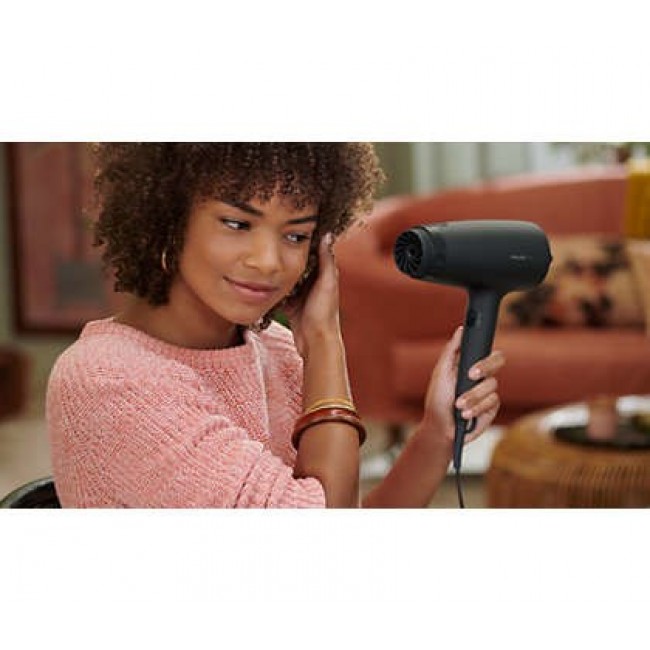 Philips BHD302/00 hair dryer 1600 W Black