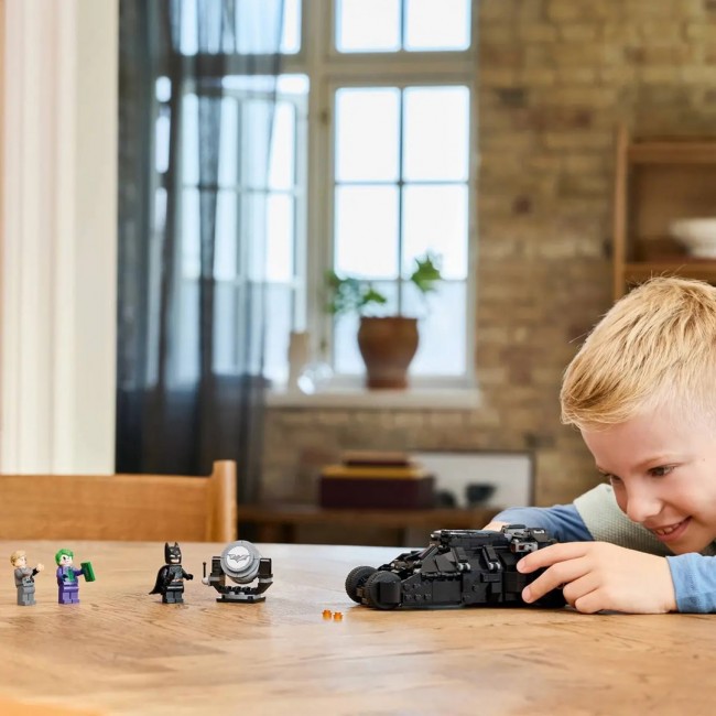 LEGO BATMAN 76303 Batman Tumbler vs. Two-Face & The Joker