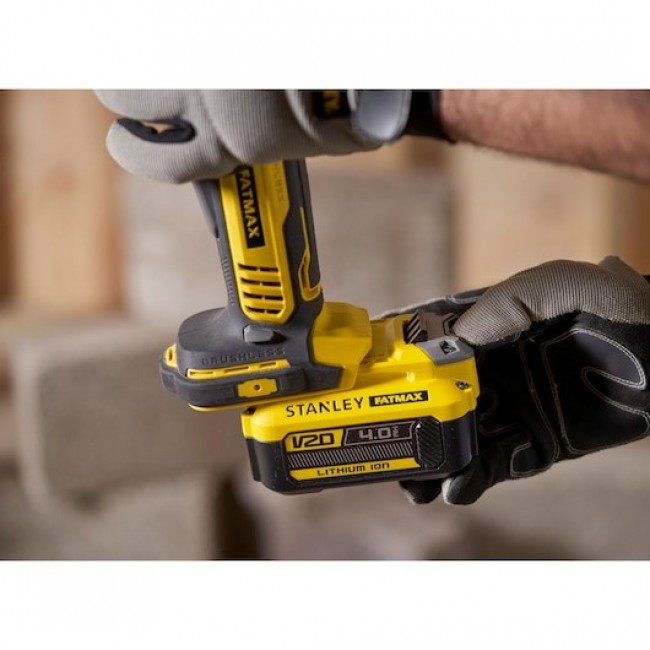 Stanley SFMCG700B angle grinder Stanley SFMCG700B angle grinder