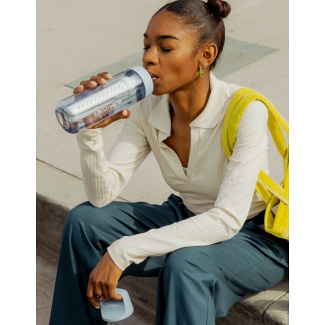 LifeStraw LGV422GYWW water filter Water filtration bottle 0.65 L Black, Translucent