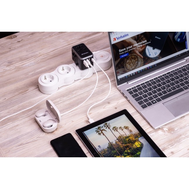 Verbatim 49546 mobile device charger