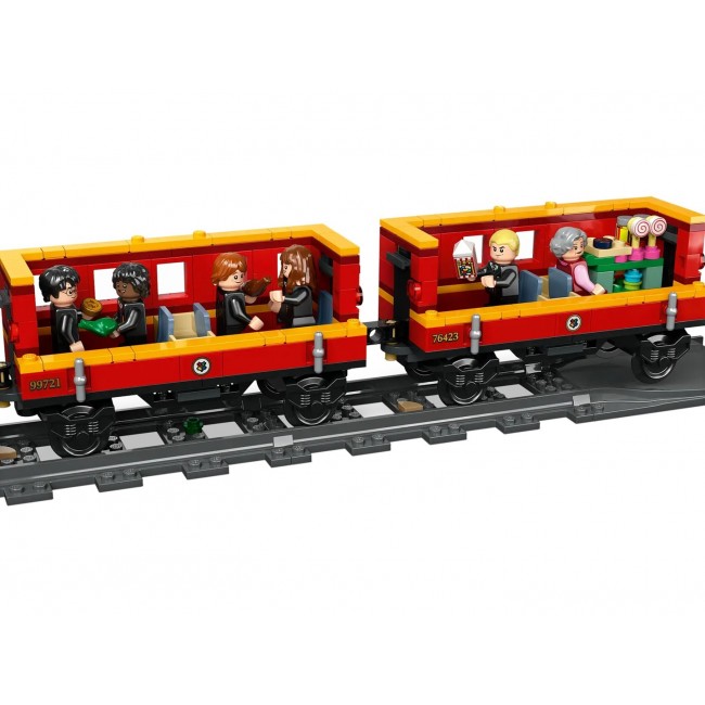 LEGO HARRY POTTER 76423 Hogwarts Express and Hogsmeade Station LEGO HARRY POTTER 76423 Hogwarts Express and Hogsmeade Station