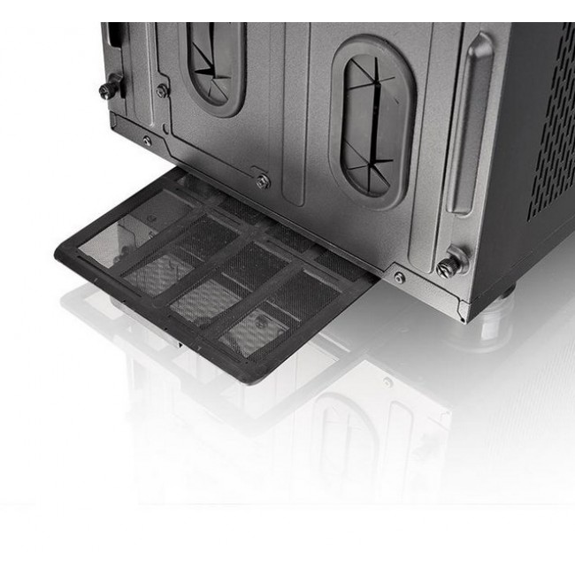 Thermaltake Core X71 TG Edition Full Tower Black