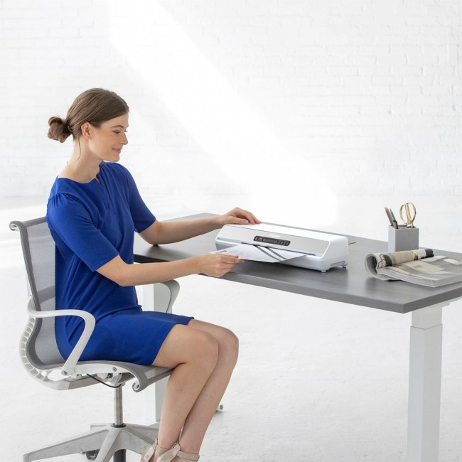 Fellowes Amaris A3 Cold laminator 780 mm/min Grey, White Fellowes Amaris A3 Cold laminator 780 mm/min Grey, White