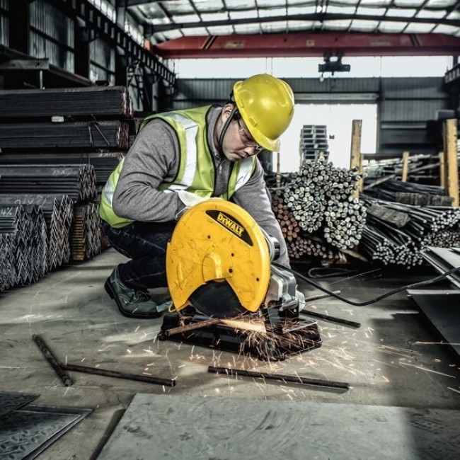 DeWALT D28730-QS benchtop cut-off saw 4000 RPM DeWALT D28730-QS benchtop cut-off saw 4000 RPM