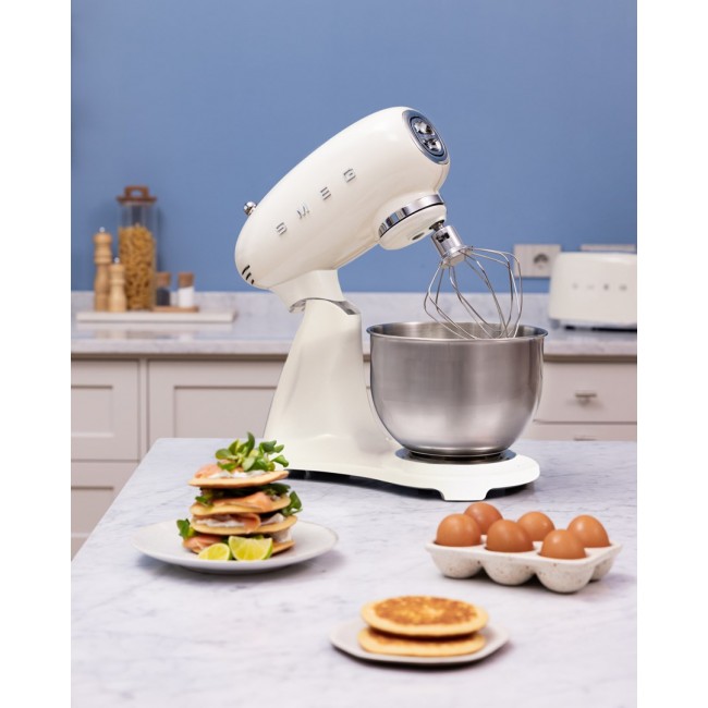 Smeg SMF05CREU mixer Stand mixer 1000 W Cream