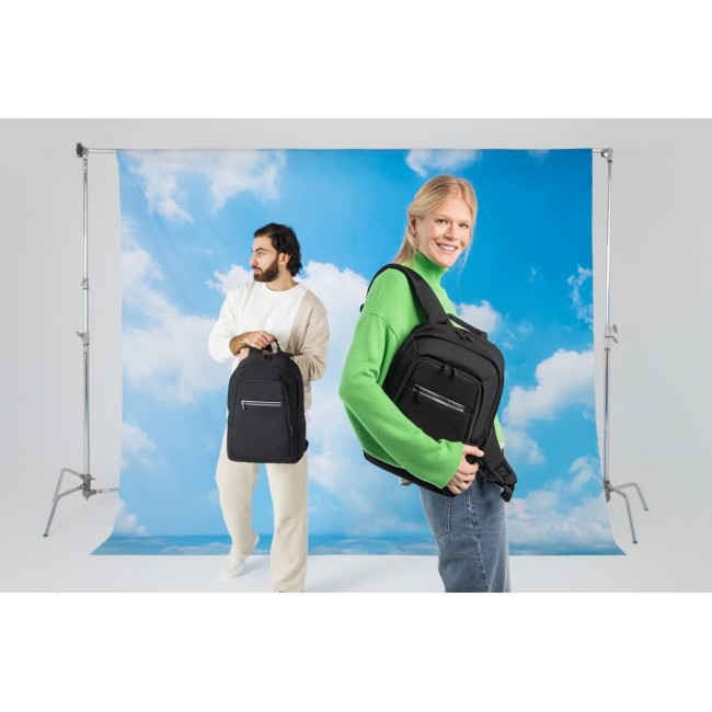 RIVACASE 7561 Laptop Backpack 15.6