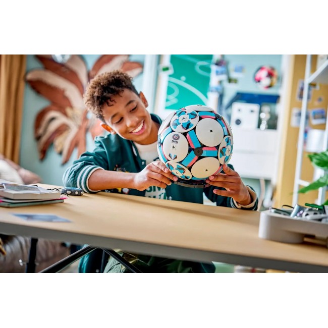 LEGO EDITIONS 43019 Soccer Ball