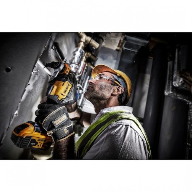 DeWALT DCS356P2-QW cordless universal cutter