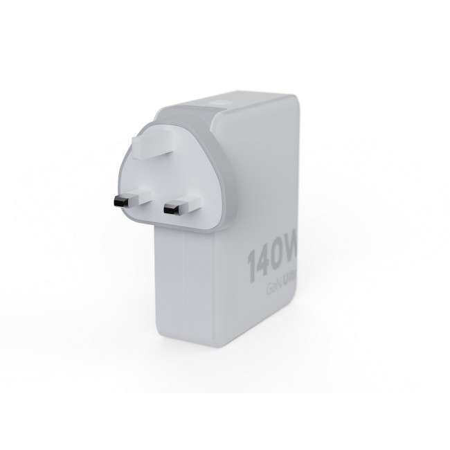Xtorm 140W GaN Ultra Travel Charger + USB-C PD Cable