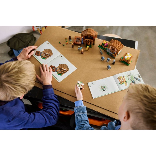 LEGO MINECRAFT 21596 Evoker Village Attack