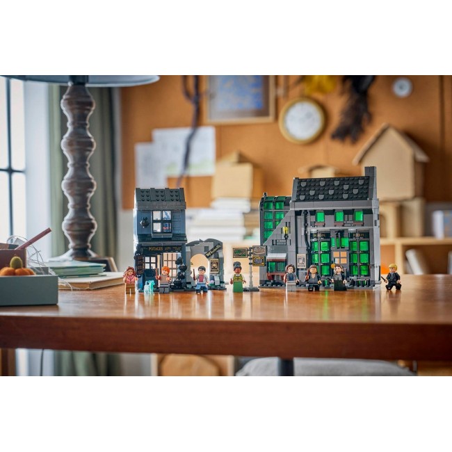 LEGO HARRY POTTER 76471 Knockturn Alley Wizarding Shops LEGO HARRY POTTER 76471 Knockturn Alley Wizarding Shops