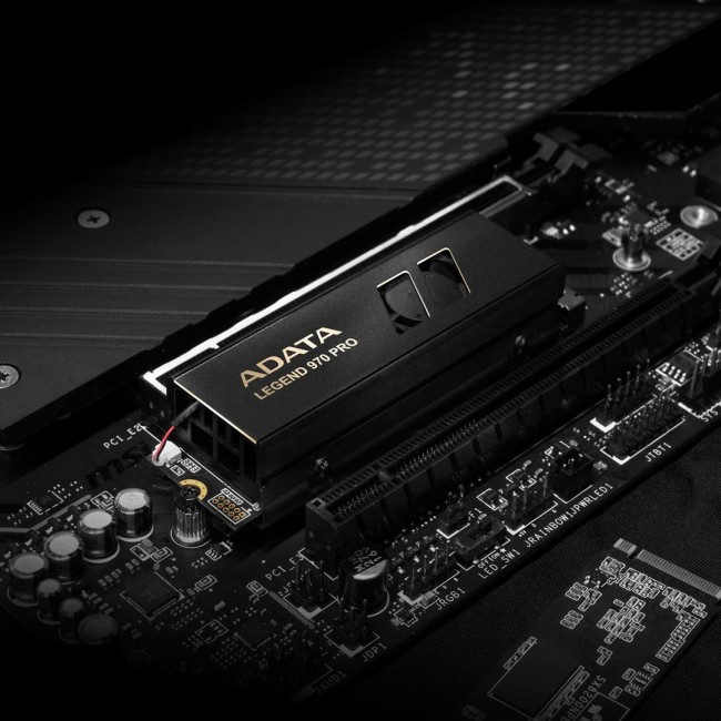 ADATA Legend 970 Pro 4 TB SSD Color Box HSK ADATA Legend 970 Pro 4 TB SSD Color Box HSK