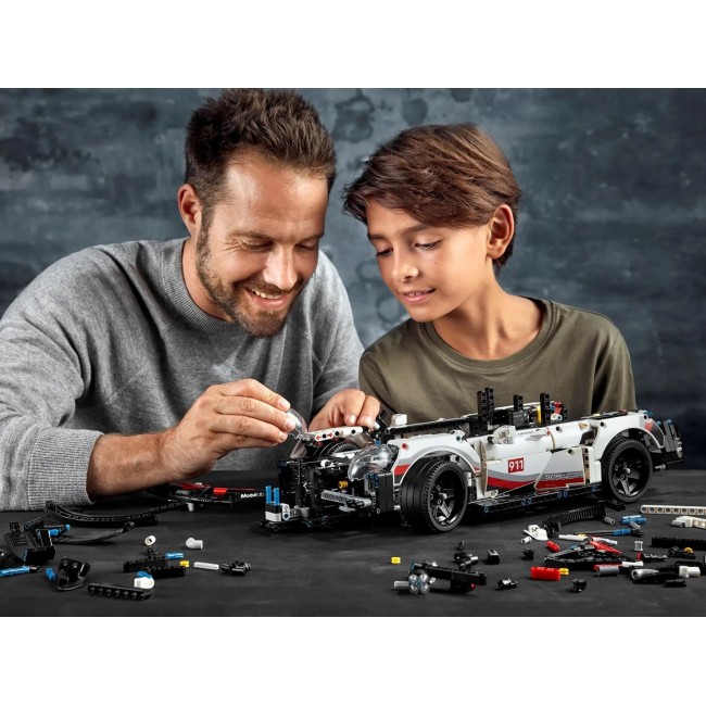 LEGO TECHNIC 42096 PORSCHE 911 RSR LEGO TECHNIC 42096 PORSCHE 911 RSR