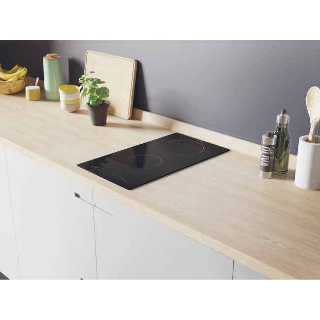Candy CID 30/1 Black Built-in 30 cm Zone induction hob 2 zone(s) Candy CID 30/1 Black Built-in 30 cm Zone induction hob 2 zone(s)