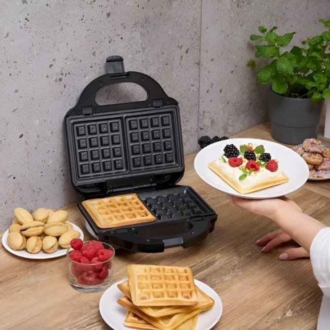 MPM MOP-54 Sandwich Toaster 5-in-1 Black MPM MOP-54 Sandwich Toaster 5-in-1 Black
